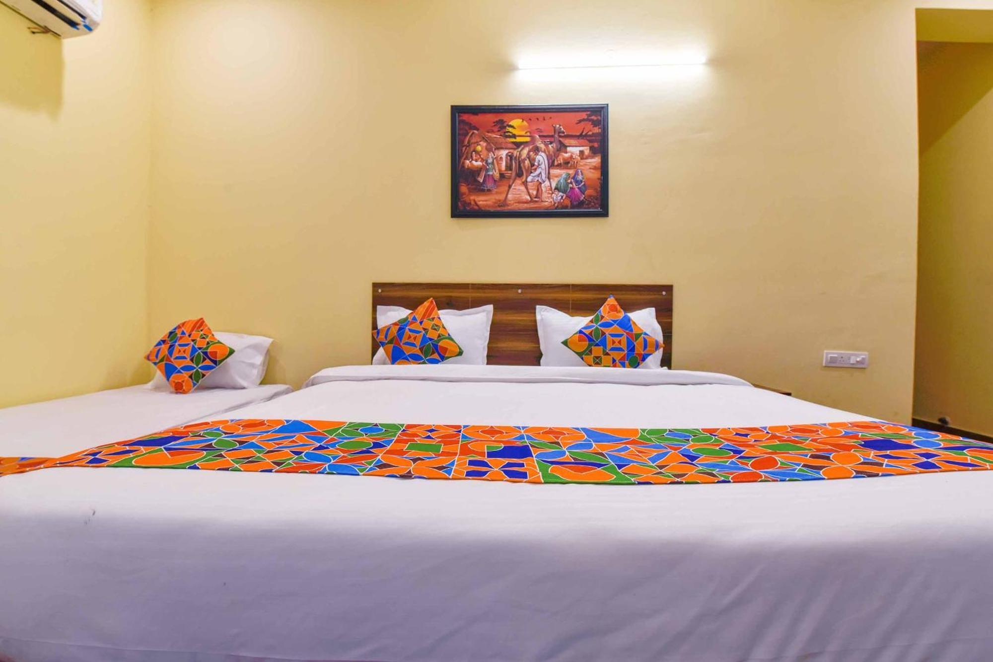 Hotel G M I, Sikar Road Jaipur Exterior photo