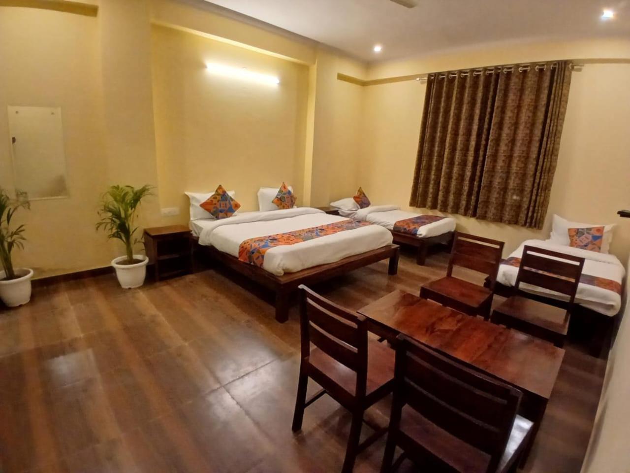 Hotel G M I, Sikar Road Jaipur Exterior photo